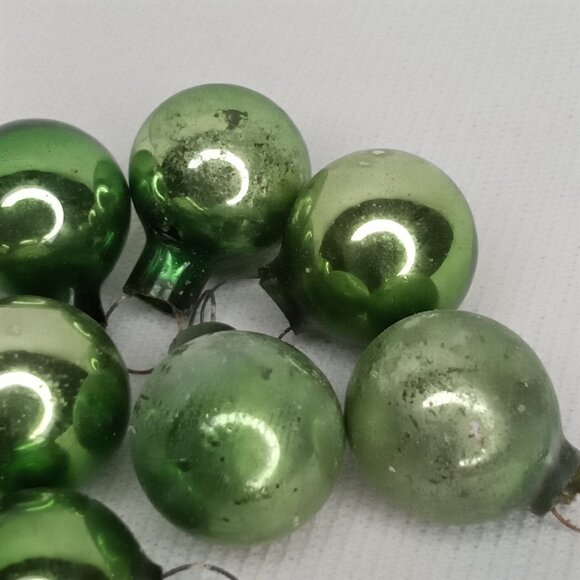 MCM Christmas Ornament Set Of 9 Feather Tree Green Glass Shiny Brite 1950s - Picture 7 of 7